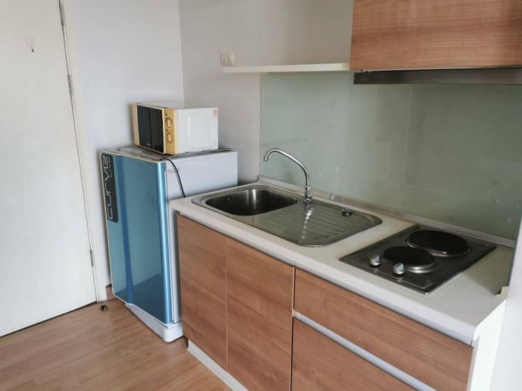 ตกแต่งครบ 2012 AP (Thailand) 28 ตร.ม. 1 ห้องนอน 1 ห้องน้ำ คอนโดสำหรับ ขายใน พระโขนง รูปที่ 2