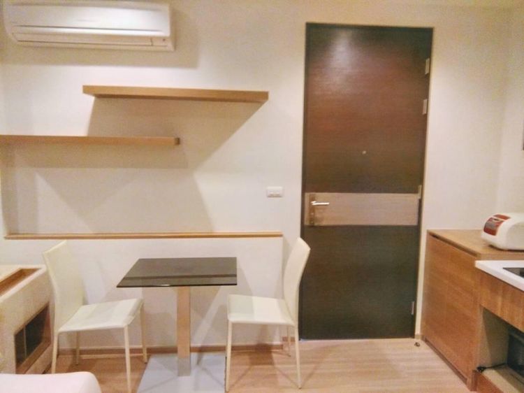 ตกแต่งครบ 2014 AP (Thailand) 38 ตร.ม. 1 ห้องนอน 1 ห้องน้ำ คอนโดสำหรับ ขาย &amp; เช่าใน ยานนาวา รูปที่ 3