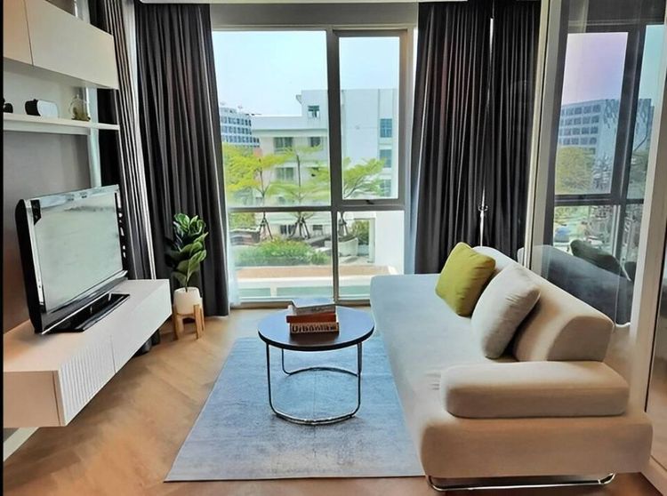 ตกแต่งครบ 2010 Land and Houses 42 ตร.ม. 1 ห้องนอน 1 ห้องน้ำ คอนโดสำหรับ ขายใน บางจาก รูปที่ 2