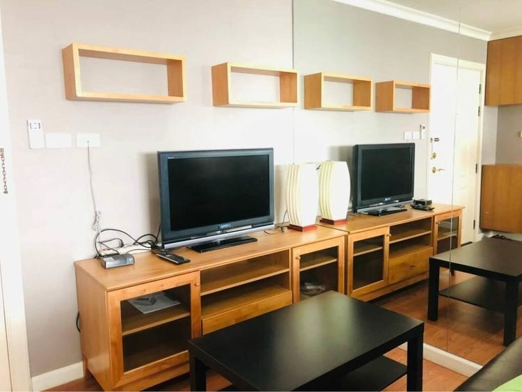 ตกแต่งครบ 2010 LPN Development 40 ตร.ม. 1 ห้องนอน 1 ห้องน้ำ คอนโดสำหรับ ขายใน คลองตันเหนือ รูปที่ 2