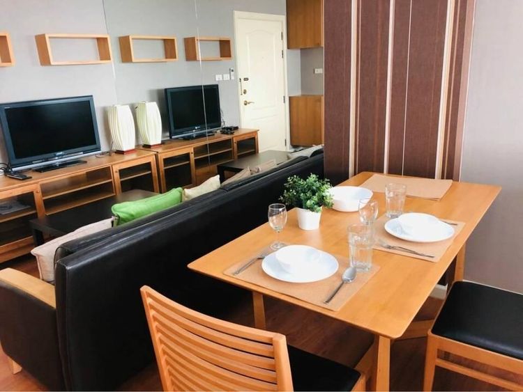 ตกแต่งครบ 2010 LPN Development 40 ตร.ม. 1 ห้องนอน 1 ห้องน้ำ คอนโดสำหรับ ขายใน คลองตันเหนือ รูปที่ 3