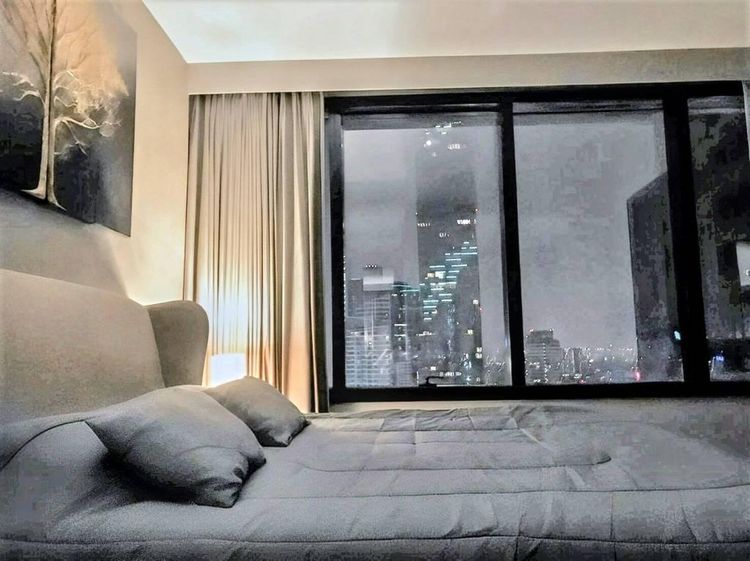 ตกแต่งครบ 2013 Major Development 90 ตร.ม. 2 ห้องนอน 2 ห้องน้ำ คอนโดสำหรับ ขายใน สุริยวงศ์ รูปที่ 3