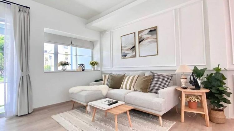 122 ตร.ม. 3 ห้องนอน 3 ห้องน้ำ ทาวน์เฮาส์สำหรับ ขาย &amp; เช่าใน ดอกไม้