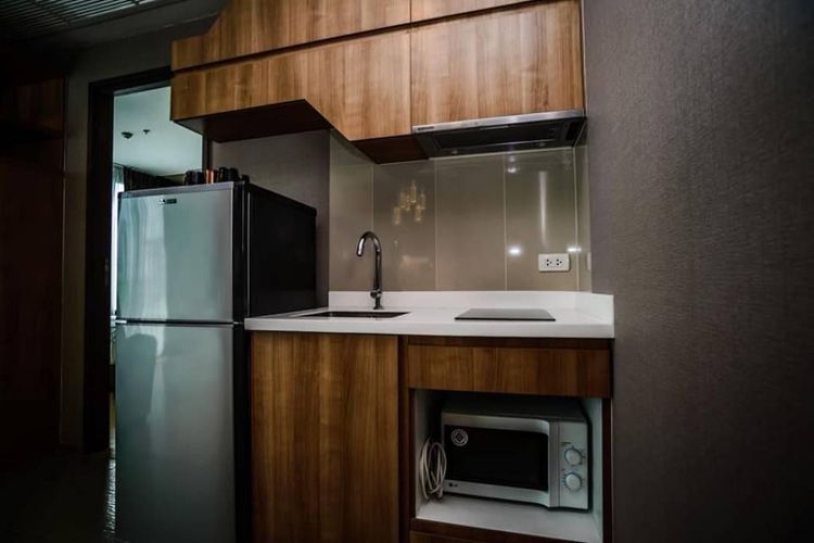 ตกแต่งครบ 2013 Sansiri 45 ตร.ม. 1 ห้องนอน 1 ห้องน้ำ คอนโดสำหรับ ขายใน ถนนเพชรบุรี รูปที่ 4