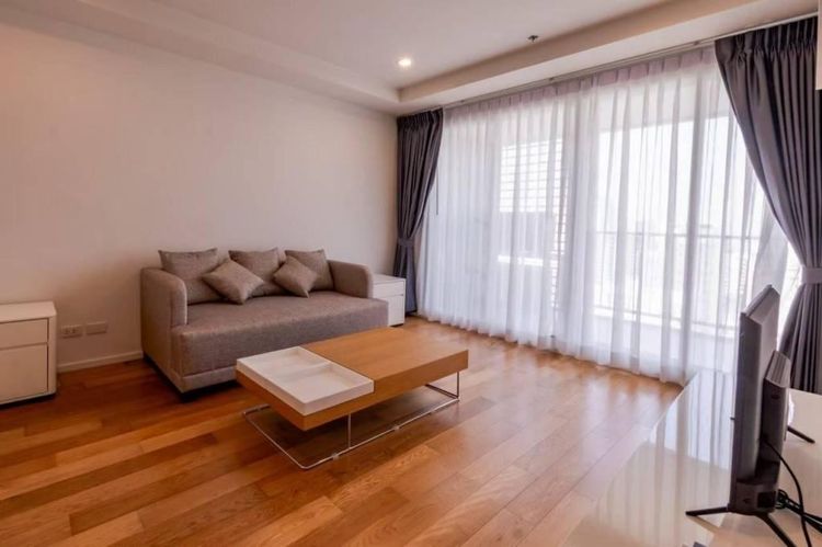 ตกแต่งครบ 2013 อื่นๆ 137 ตร.ม. 3 ห้องนอน 2 ห้องน้ำ คอนโดสำหรับ ขายใน คลองเตยเหนือ รูปที่ 2