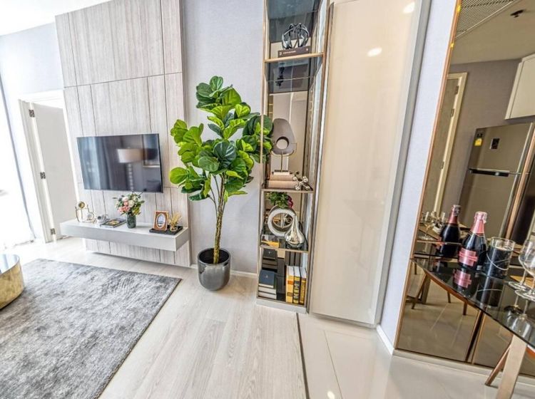 ตกแต่งครบ 2020 Grand Unity Development 49 ตร.ม. 1 ห้องนอน 1 ห้องน้ำ คอนโดสำหรับ ขายใน จันทรเกษม รูปที่ 2