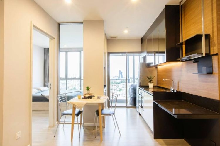 ตกแต่งครบ 2016 Land and Houses ขาย The Room Sathorn St.Louis 1 ห้องนอน 1 ห้องน้ำ 35 ตารางเมตร รูปที่ 3