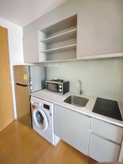 ตกแต่งครบ 2016 Noble Development 34 ตร.ม. 1 ห้องนอน 1 ห้องน้ำ คอนโดสำหรับ ขายใน สีลม รูปที่ 2