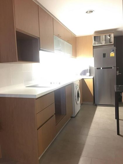 ตกแต่งครบ 2010 อื่นๆ 78 ตร.ม. 2 ห้องนอน 2 ห้องน้ำ คอนโดสำหรับ ขายใน คลองเตยเหนือ รูปที่ 3