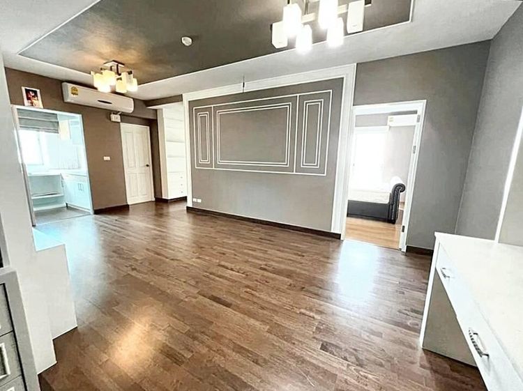 ตกแต่งครบ 2015 Supalai 71 ตร.ม. 2 ห้องนอน 1 ห้องน้ำ คอนโดสำหรับ ขายใน บางกะปิ