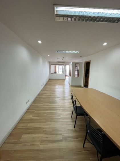 อาคารห้องชุด ตึก state tower พื้นที่ 69 ตรม. ชั้น 34