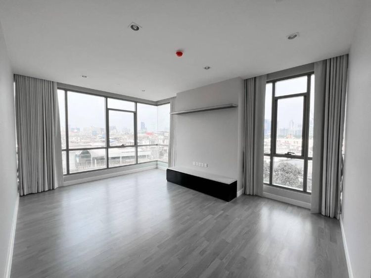 ขาย The Room Rama 4 2 Bed 2 Bath 80 Sqm