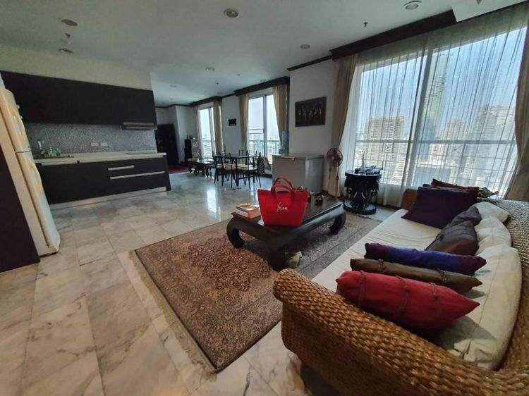 ขาย Sathorn House 3 ห้องนอน 3 ห้องน้ำ 135 ตารางเมตร