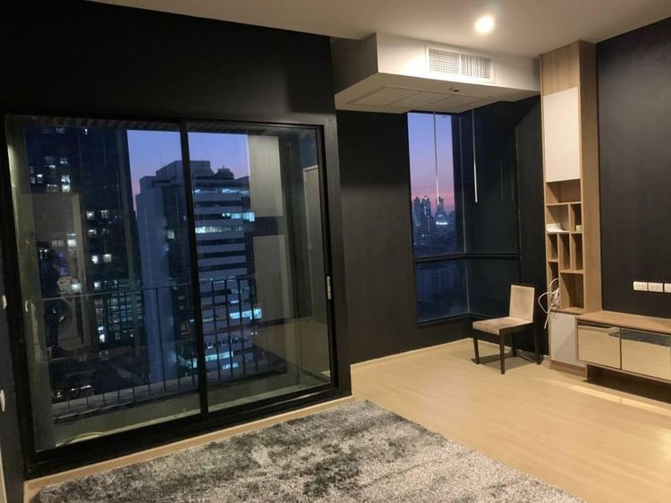 ตกแต่งครบ 2015 อื่นๆ 45 ตร.ม. 1 ห้องนอน 1 ห้องน้ำ คอนโดสำหรับ ขายใน บางกะปิ รูปที่ 3