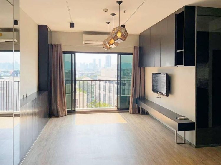 73 ตร.ม. 2 ห้องนอน 2 ห้องน้ำ คอนโดสำหรับ ขายใน สามเสนใน