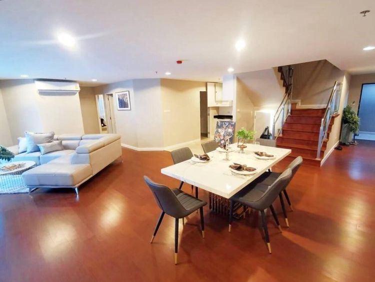 ตกแต่งครบ 2015 อื่นๆ ขาย/ให้เช่า Belle Grand Rama 9 Duplex 5 ห้องนอน 3 ห้องน้ำ 245.36 ตารางเมตร รูปที่ 4