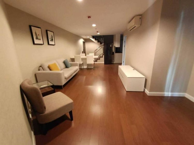 ตกแต่งครบ 2015 อื่นๆ ขาย/ให้เช่า Belle Grand Rama 9 Duplex 3 ห้องนอน 2 ห้องน้ำ 141.41 ตารางเมตร