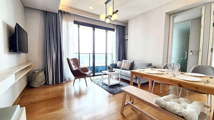 ตกแต่งครบ 2013 LPN Development 57 ตร.ม. 2 ห้องนอน 2 ห้องน้ำ คอนโดสำหรับ ขาย &amp; เช่าใน คลองตัน