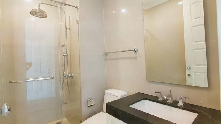 ตกแต่งครบ 2012 Major Development 355 ตร.ม. 4 ห้องนอน 4 ห้องน้ำ คอนโดสำหรับ ขาย &amp; เช่าใน คลองตันเหนือ รูปที่ 4