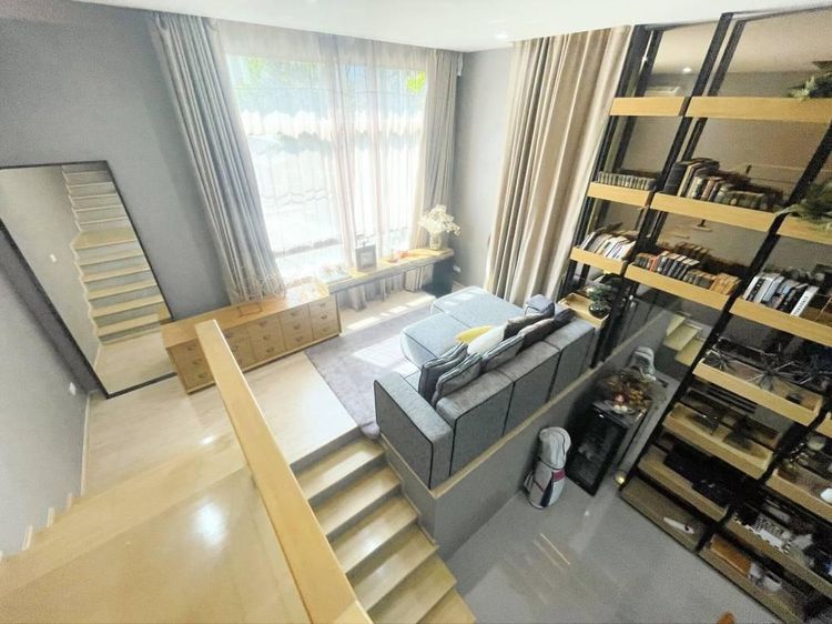 ตกแต่งครบ Ananda Development 330 ตร.ม. 3 ห้องนอน 3 ห้องน้ำ ทาวน์เฮาส์สำหรับ ขายใน ช่องนนทรี รูปที่ 4