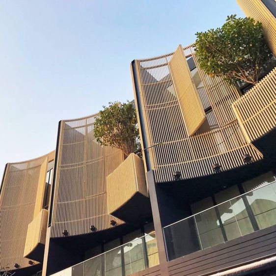 2019 Chewathai 301 ตร.ม. 3 ห้องนอน 3 ห้องน้ำ ทาวน์เฮาส์สำหรับ ขายใน คลองตัน รูปที่ 2