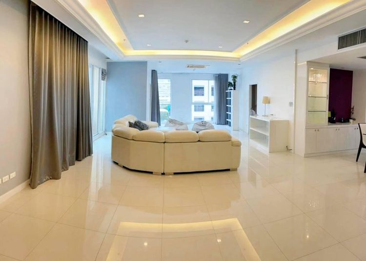 ตกแต่งครบ 2010 อื่นๆ 357 ตร.ม. 4 ห้องนอน 5 ห้องน้ำ คอนโดสำหรับ ขายใน คลองเตยเหนือ รูปที่ 4