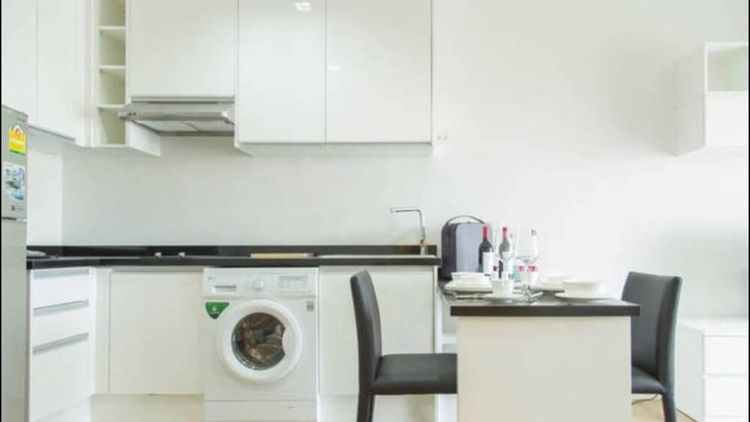 ตกแต่งครบ 2010 อื่นๆ 65 ตร.ม. 2 ห้องนอน 2 ห้องน้ำ คอนโดสำหรับ ขายใน คลองตัน รูปที่ 4