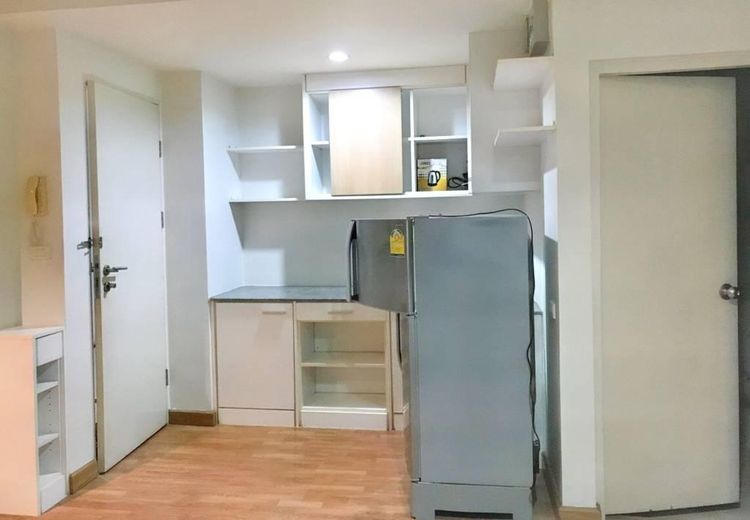 ตกแต่งครบ 2010 อื่นๆ 40 ตร.ม. 1 ห้องนอน 1 ห้องน้ำ คอนโดสำหรับ ขายใน สวนหลวง รูปที่ 4