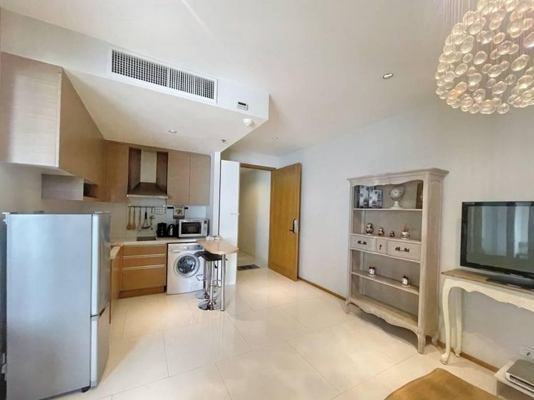 ตกแต่งครบ 2010 อื่นๆ 48 ตร.ม. 1 ห้องนอน 1 ห้องน้ำ คอนโดสำหรับ ขายใน คลองตัน รูปที่ 3