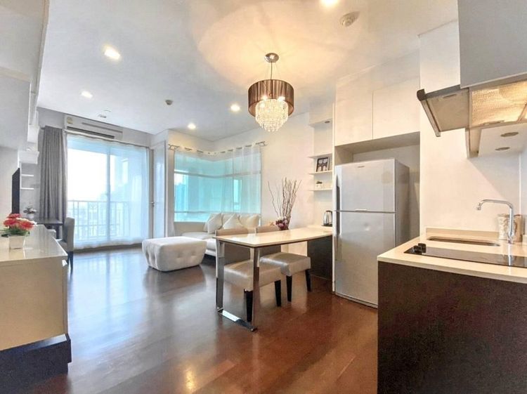 ตกแต่งครบ 2010 อื่นๆ 43 ตร.ม. 1 ห้องนอน 1 ห้องน้ำ คอนโดสำหรับ ขายใน คลองตันเหนือ รูปที่ 2