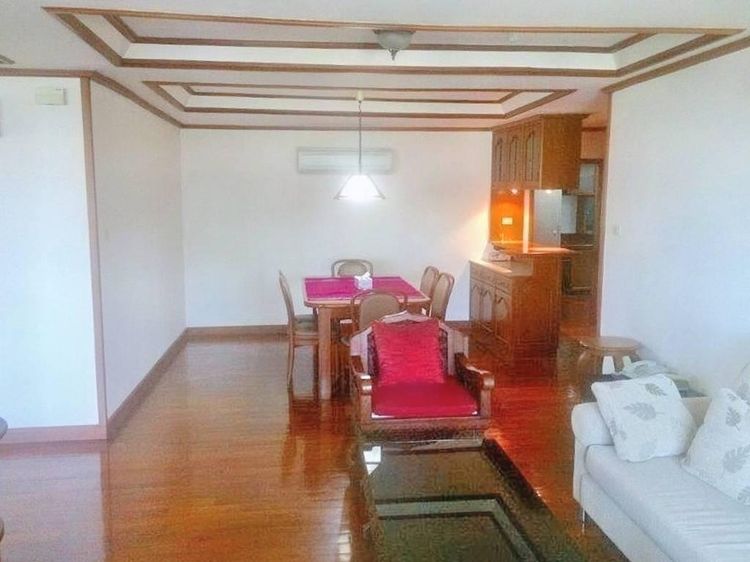 ตกแต่งครบ 2010 อื่นๆ 162 ตร.ม. 2 ห้องนอน 2 ห้องน้ำ คอนโดสำหรับ ขายใน คลองตันเหนือ รูปที่ 4