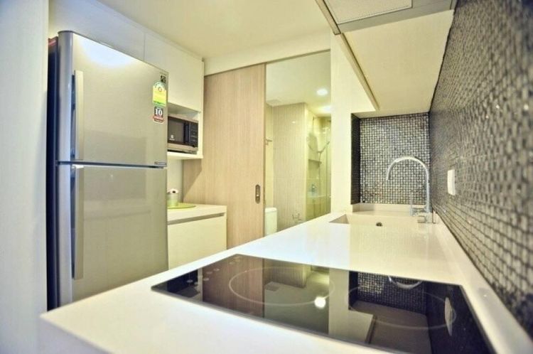 ตกแต่งครบ 2013 อื่นๆ 44 ตร.ม. 1 ห้องนอน 1 ห้องน้ำ คอนโดสำหรับ ขายใน คลองเตยเหนือ รูปที่ 4