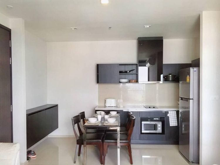 ตกแต่งครบ 2013 AP (Thailand) 52 ตร.ม. 2 ห้องนอน 1 ห้องน้ำ คอนโดสำหรับ ขายใน พระโขนง รูปที่ 2