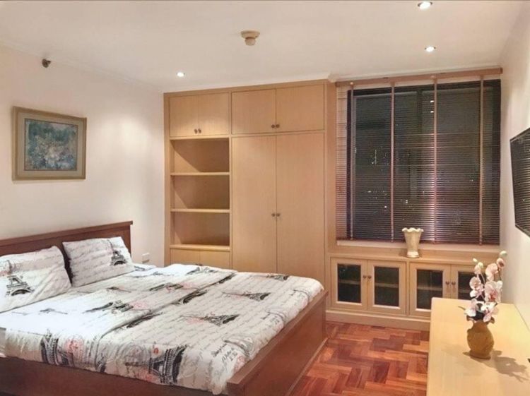 ตกแต่งครบ 2010 อื่นๆ 110 ตร.ม. 2 ห้องนอน 2 ห้องน้ำ คอนโดสำหรับ ขายใน คลองเตยเหนือ รูปที่ 4