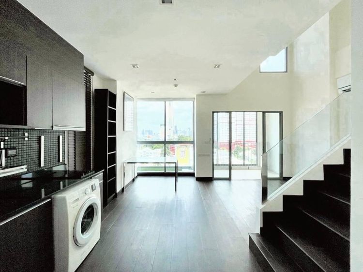 ตกแต่งครบ 2010 Ananda Development 63 ตร.ม. 1 ห้องนอน 2 ห้องน้ำ คอนโดสำหรับ ขายใน ทุ่งพญาไท รูปที่ 2