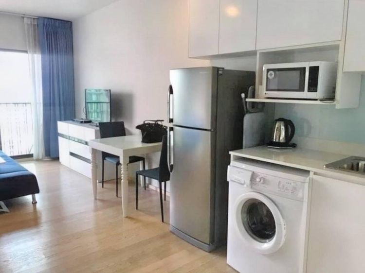 ตกแต่งครบ 2012 Noble Development 35 ตร.ม. 1 ห้องนอน 1 ห้องน้ำ คอนโดสำหรับ ขายใน คลองตัน รูปที่ 4