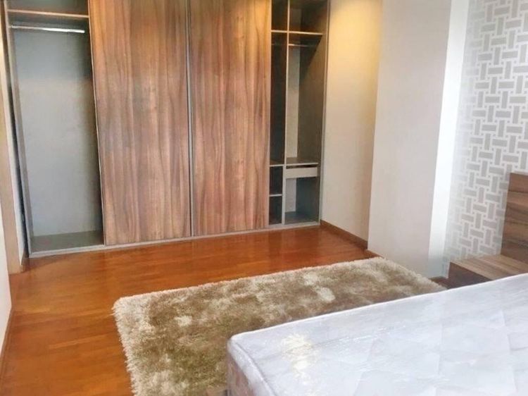 ตกแต่งครบ 2010 Land and Houses 99 ตร.ม. 2 ห้องนอน 2 ห้องน้ำ คอนโดสำหรับ ขายใน บางคอแหลม รูปที่ 4