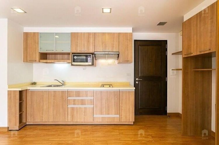 ตกแต่งครบ 2010 อื่นๆ 48 ตร.ม. 1 ห้องนอน 1 ห้องน้ำ คอนโดสำหรับ ขายใน คลองเตยเหนือ รูปที่ 4