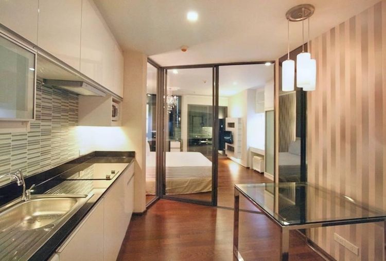 ตกแต่งครบ 2010 Noble Development 39 ตร.ม. 1 ห้องนอน 1 ห้องน้ำ คอนโดสำหรับ ขายใน คลองตัน รูปที่ 3