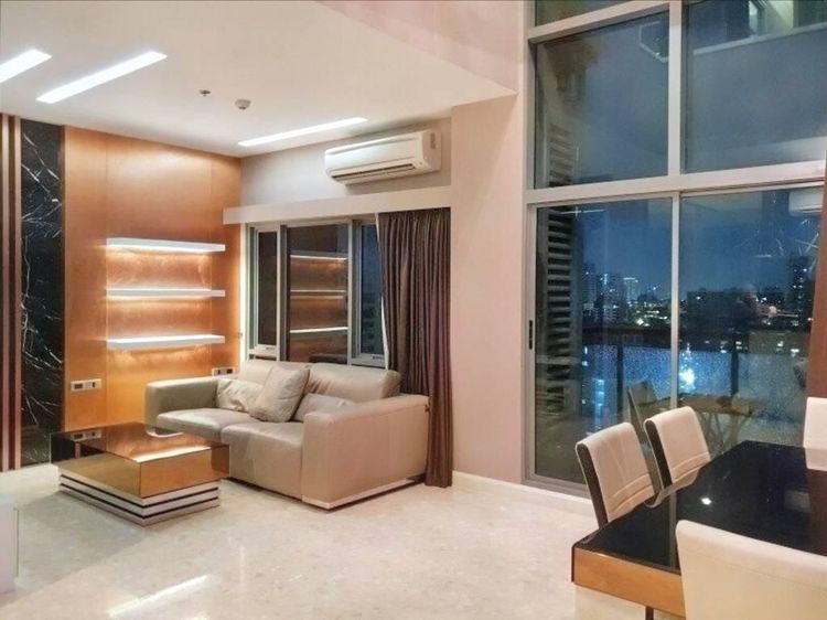 98 ตร.ม. 1 ห้องนอน 2 ห้องน้ำ คอนโดสำหรับ ขายใน คลองตัน