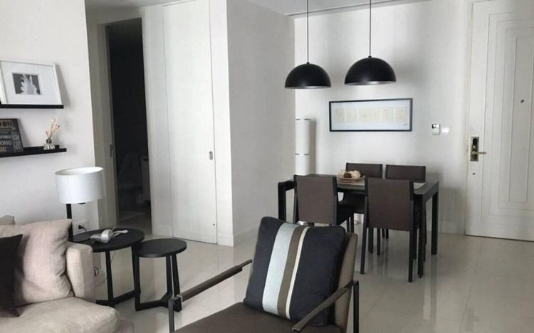 ตกแต่งครบ 2010 อื่นๆ 86 ตร.ม. 2 ห้องนอน 2 ห้องน้ำ คอนโดสำหรับ ขายใน ลุมพินี รูปที่ 3