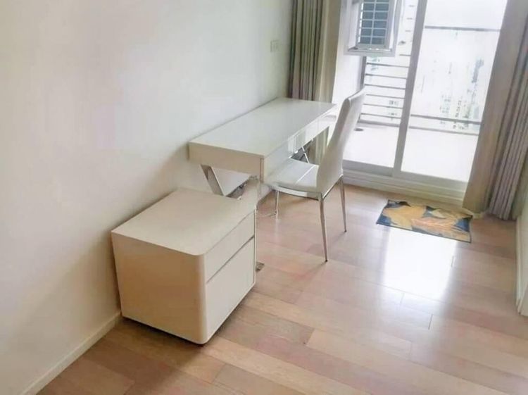 ตกแต่งครบ 2013 อื่นๆ 59 ตร.ม. 1 ห้องนอน 1 ห้องน้ำ คอนโดสำหรับ ขายใน คลองเตยเหนือ รูปที่ 4