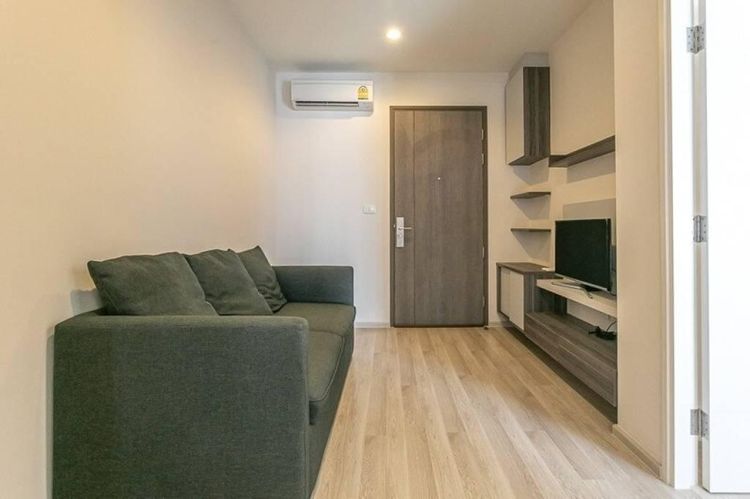 ตกแต่งครบ 2015 อื่นๆ 32 ตร.ม. 1 ห้องนอน 1 ห้องน้ำ คอนโดสำหรับ ขายใน ห้วยขวาง รูปที่ 2