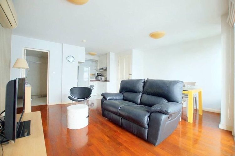 ตกแต่งครบ 2010 อื่นๆ 73 ตร.ม. 2 ห้องนอน 2 ห้องน้ำ คอนโดสำหรับ ขายใน คลองเตยเหนือ รูปที่ 2