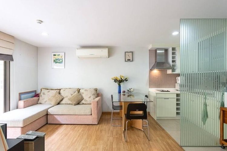 55 ตร.ม. 1 ห้องนอน 1 ห้องน้ำ คอนโดสำหรับ ขายใน ช่องนนทรี