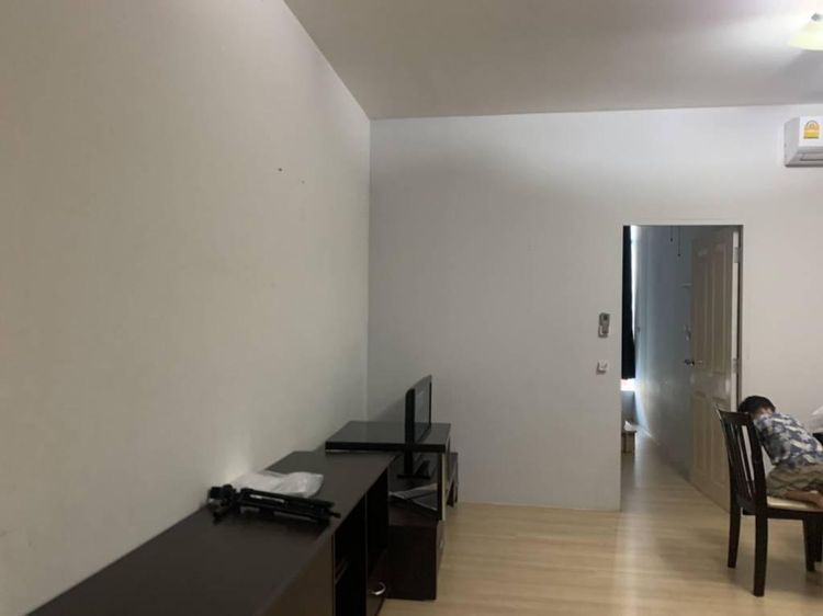 ตกแต่งครบ 2010 อื่นๆ 60 ตร.ม. 2 ห้องนอน 1 ห้องน้ำ คอนโดสำหรับ ขายใน คลองต้นไทร รูปที่ 2