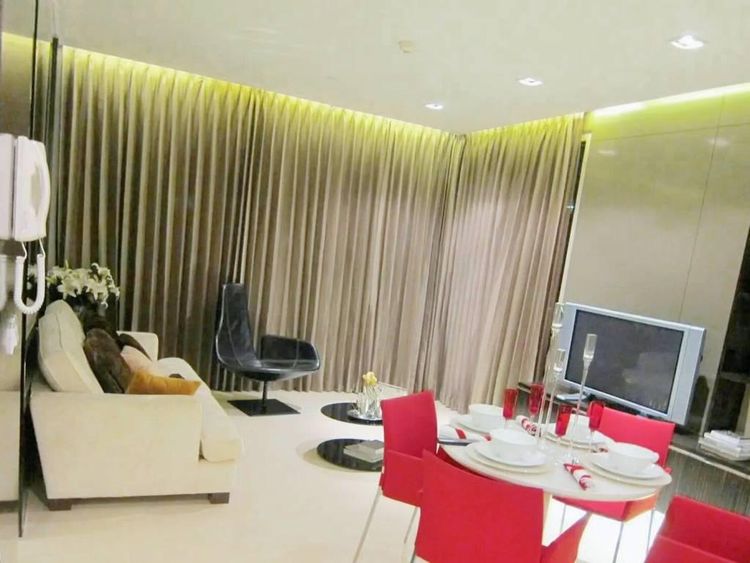 Manhattan Chidlom / Condo For Sale / 2 Bedroom / 88.8 SQM / BTS Chit Lom / Bangkok