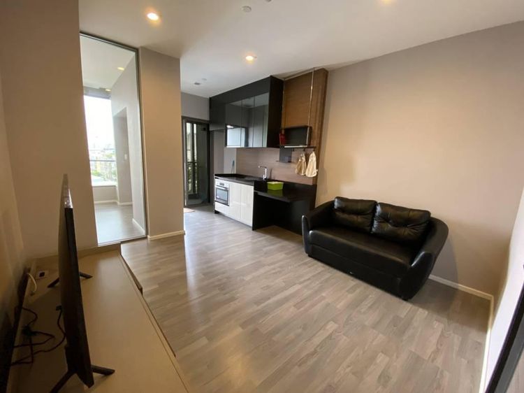 ตกแต่งครบ 2016 Land and Houses 35 ตร.ม. 1 ห้องนอน 1 ห้องน้ำ คอนโดสำหรับ ขายใน ทุ่งวัดดอน รูปที่ 2