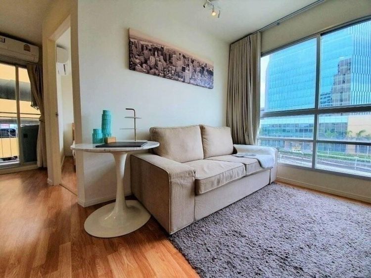 ตกแต่งครบ 2012 LPN Development 29 ตร.ม. 1 ห้องนอน 1 ห้องน้ำ คอนโดสำหรับ ขายใน คลองเตย รูปที่ 2