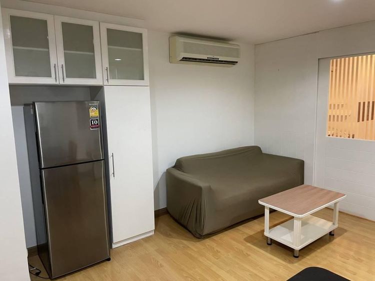 ตกแต่งครบ 2010 อื่นๆ 49 ตร.ม. 1 ห้องนอน 1 ห้องน้ำ คอนโดสำหรับ ขายใน คลองตัน รูปที่ 2